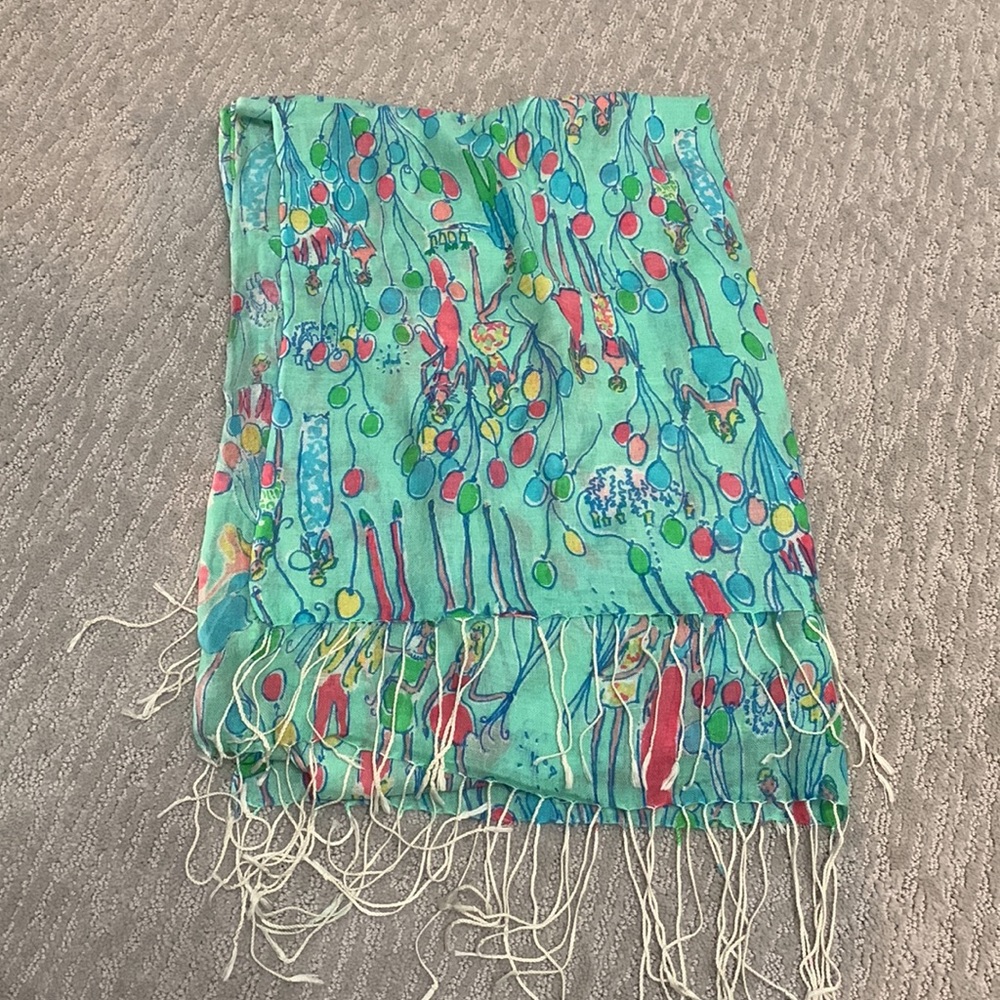Super rare!! Lilly Pulitzer Pop Print Murfee Scarf